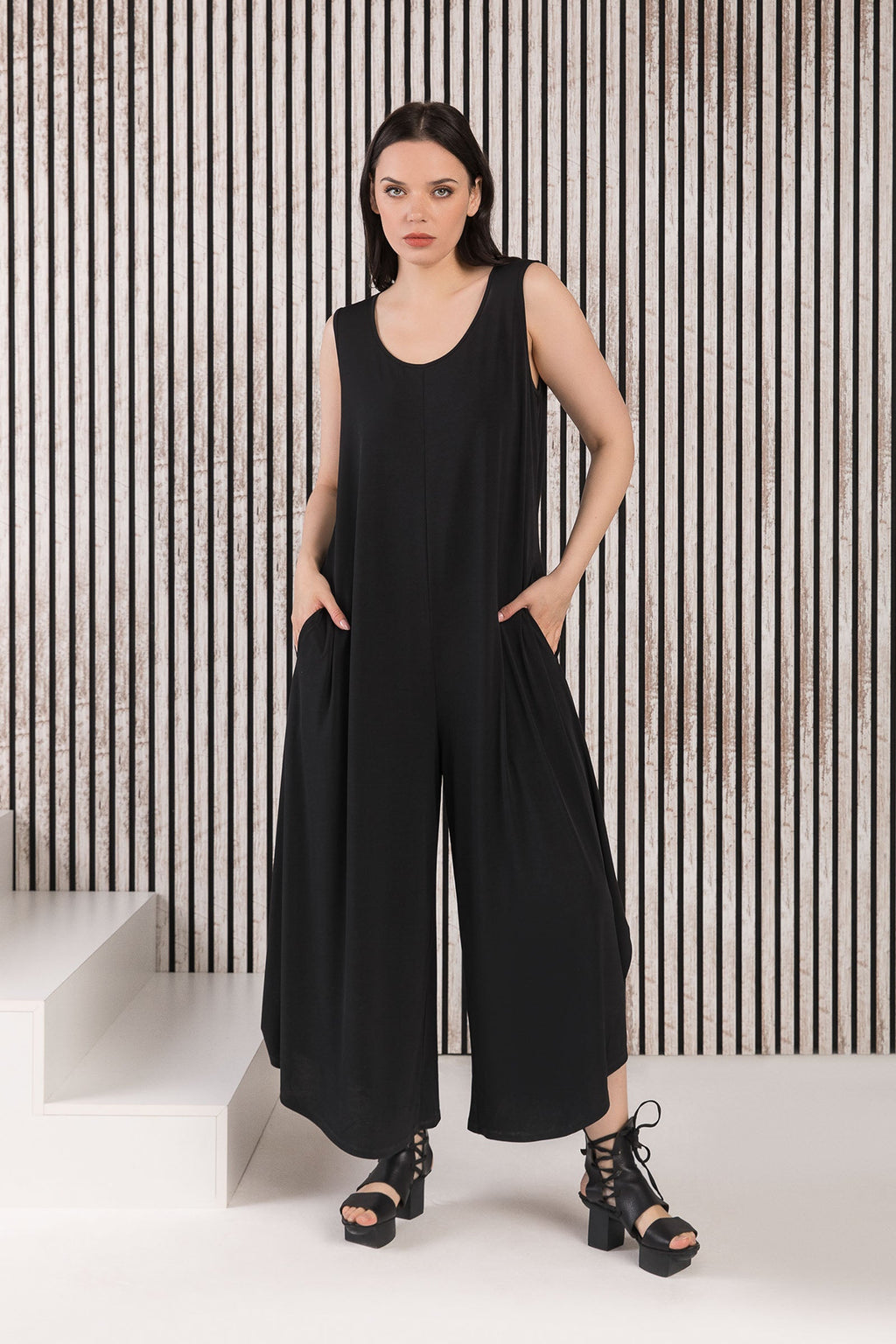 Valentina | Mono Noir